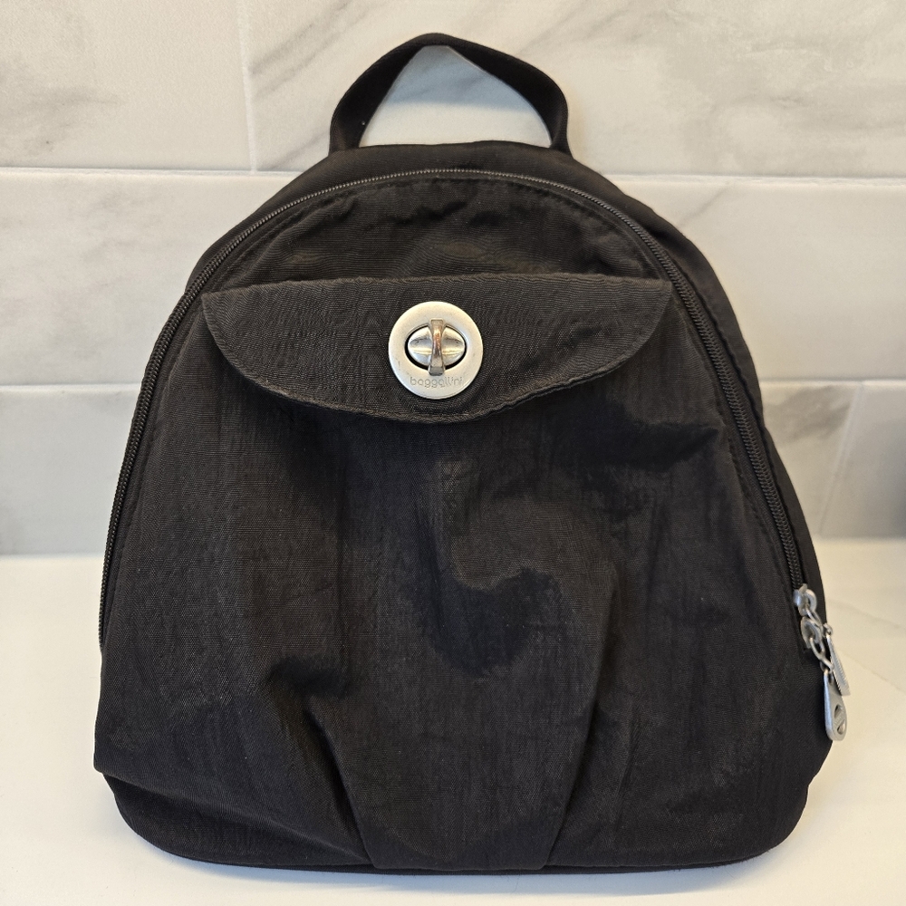 Baggallini Convertible Backpack Black‎ Travel Lightweight Pockets